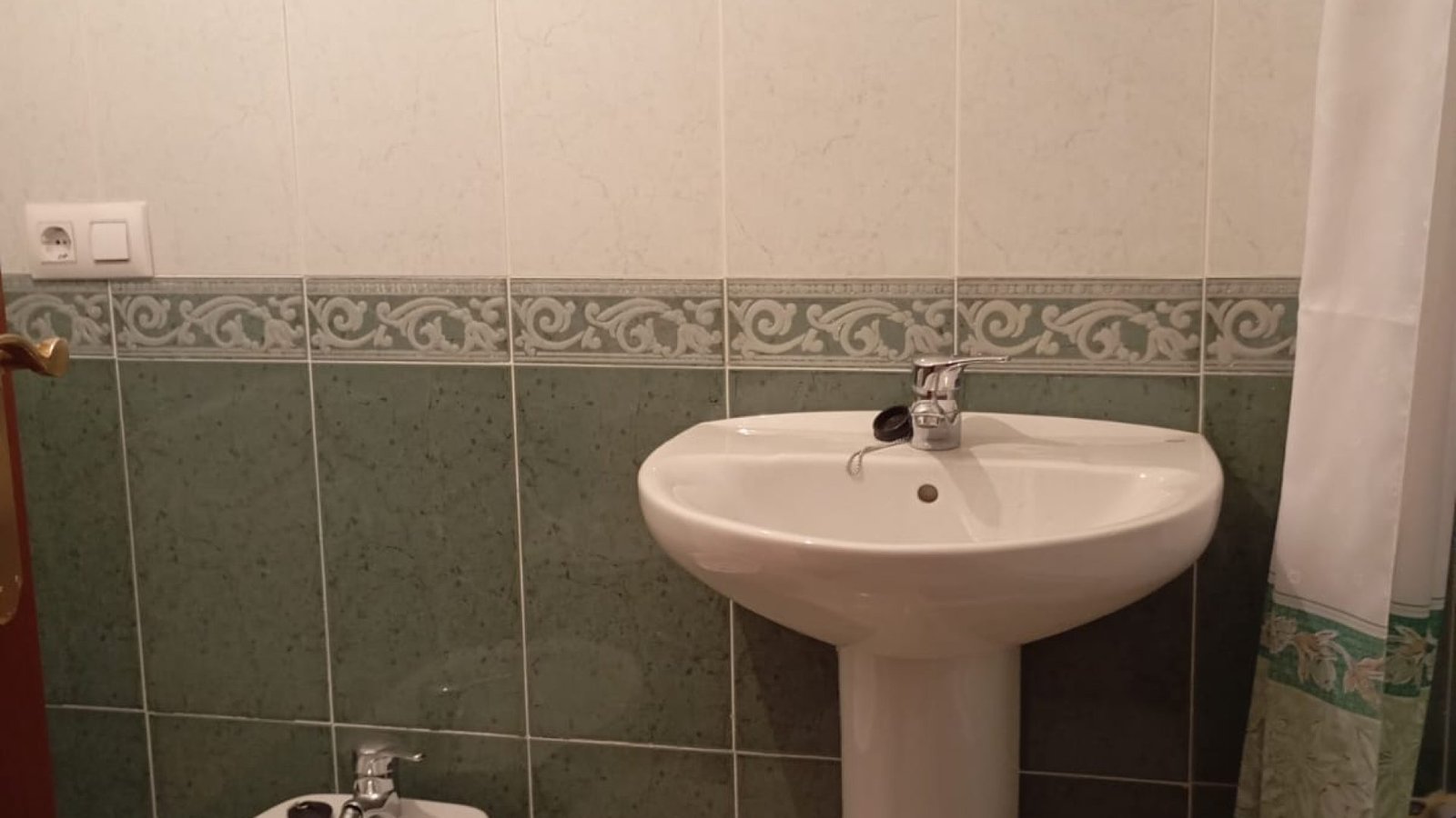 WhatsApp Image 2025-10-08 at 12.29.05 (1)